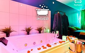 NOUVEAU Superbe appartement avec JACUZZI